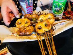 -何师烧烤·香辣蟹·川菜·30年老品牌(太古里旗舰店)