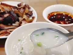 -天发芽·何记葫芦头泡馍·传统小吃(报恩寺街店)