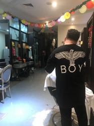 -苑苑发型设计