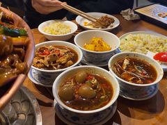 -炉小二铜锅牛蛙•川湘菜(三里屯店)