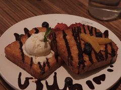 -Common Table · Brunch & Coffee