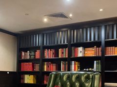 -上海锦江汤臣洲际大酒店柒酒廊