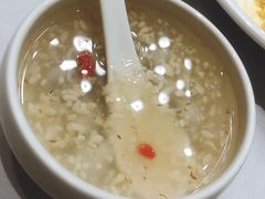 酒酿汤圆-新吉士·上海菜(浦东LCM置汇旭辉店)