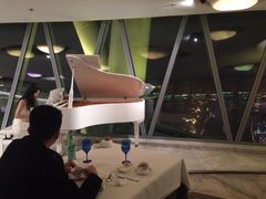 -广州塔卢特斯法国旋转餐厅