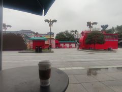 -星巴克(西安曲江银泰店)