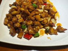 -魏铭鱼头捞饭(晋阳路店)