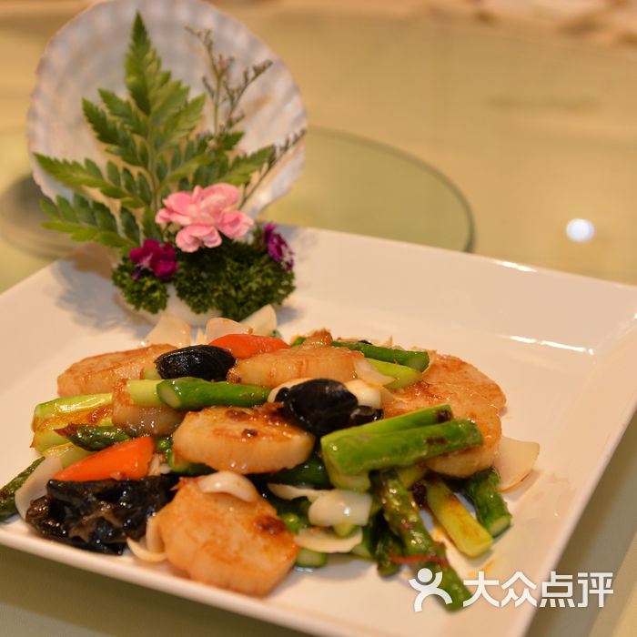 利苑xo酱野菌葱爆生猛元贝图片-北京粤菜馆-大众点评网