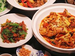 -凤凰湘语·平价海鲜餐厅(浦东旗舰店)