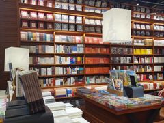 -上海三联书店READWAY(华中首店)