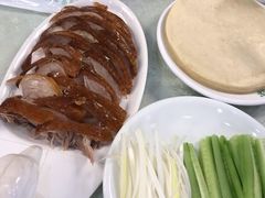 -六和聚传统烤鸭.天津菜(和平店)