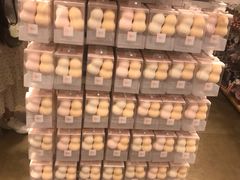 -名创优品(北京新中关购物中心地铁层店)