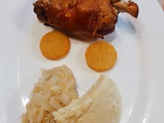 脆皮咸猪肘-巴伐利亚啤酒坊(意式风情街店)