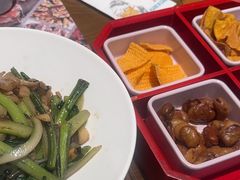 -黄泥岗·地道湖北菜(奥特莱斯店)