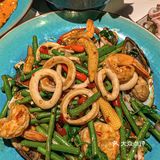 人均几十[礼花]享受正宗泰式街头热炒美味[亲亲]