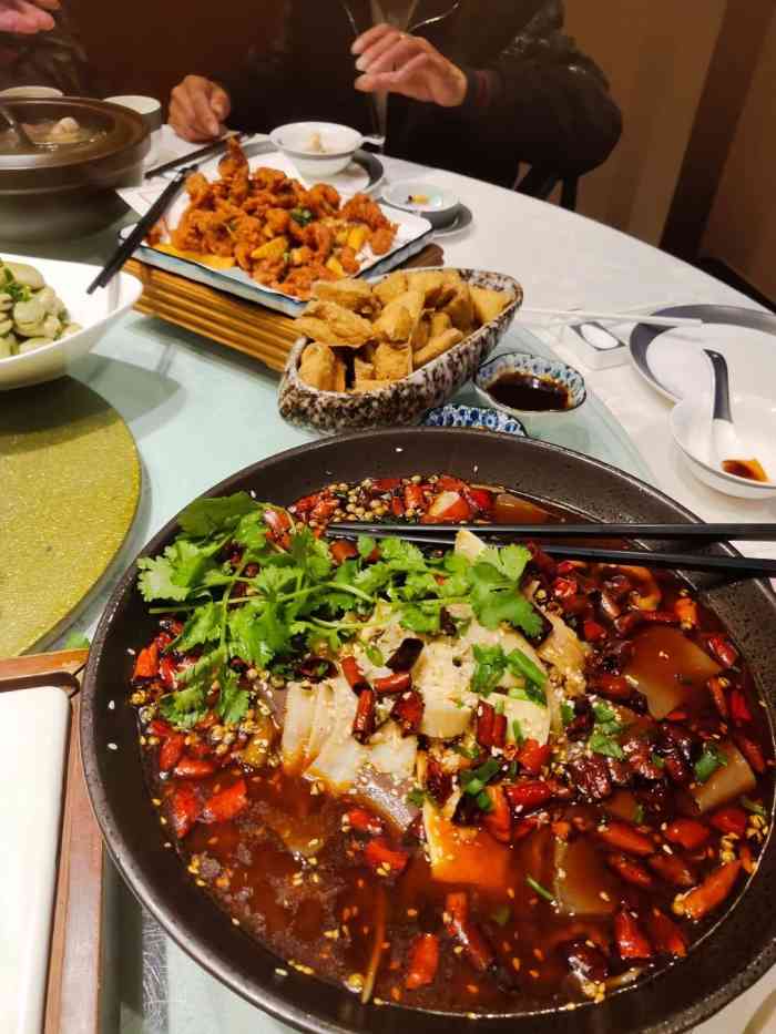 香雪海·田舍里(香雪海购物广场店)-"团了代金券来吃的,很划算,但是