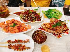 -覃记海鲜美食餐厅