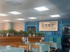 -崴海渔村(虹梅路店)