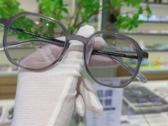-视野联行眼镜·蔡司·尼康·豪雅·依视路(青浦宝龙店)