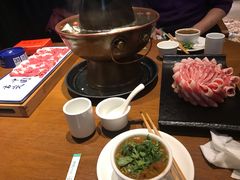 -年巴羊肉铺老铜锅(梅江店)