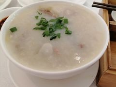 -龙悦湾酒家·八阵鱼生·渔人码头店