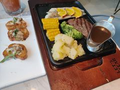 -必胜客(万达百货店)