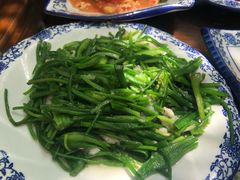 -阿鹏故事云南野生菌火锅(人民路店)