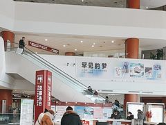 -复旦大学附属华山医院(虹桥院区)