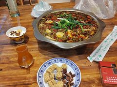 -乡土特色.冷锅鱼.牦牛肉汤锅