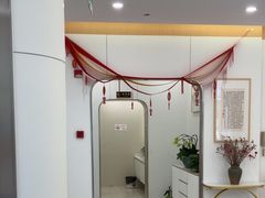 -皓齿连锁·雅贝健口腔·种植·矫正中心(虹口曲阳路店)