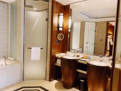 -西双版纳融创皇冠假日度假酒店