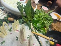 -慢丽江·云南野生菌土鸡锅(西山店)