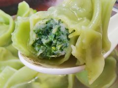 刀鱼馄饨-新镇江酒家(南京西路店)