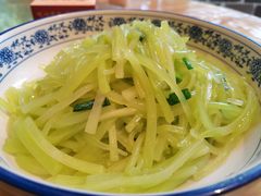 青炒莴笋丝-邻里佬湘(东区店)