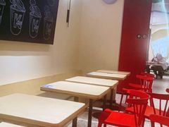 -肯德基(春申店)