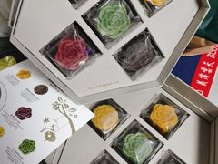 -星巴克(杭州湖滨银泰E区店)