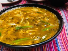 小锅米线-香巴拉云南餐厅(华莱坞店)