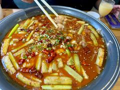 -老街坊美食汇(玉兰大街店)