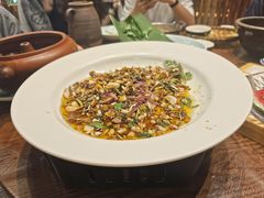 -老滇山寨•云南特色菜•地方菜•民族风情歌舞表演(金碧店)