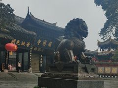 -峨眉山报国寺