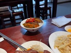 -胡须张鲁肉饭(美食文化馆店)