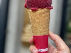 -Fridi Patisserie Cafe