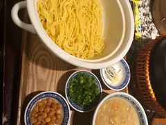 蟹粉拌面-南京大牌档(凯德大峡谷店)
