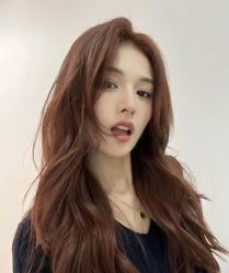 -妃格美发沙龙·烫发·染发