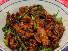-荆九爷爆炒桥头三嫩(云南北路店)