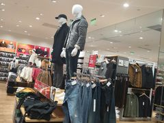 -优衣库(太原茂业天地店)