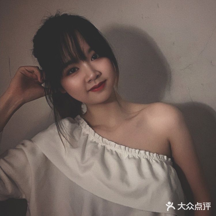 [糖果]宅家造作来自拍啊 [加油]点燃你的朋友圈