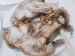 熏猪蹄-常香小吃