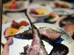 -雍容荟帝王蟹活龙虾展台自助(IFS黑金店)