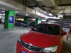 -丽丰购物中心·停车场