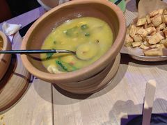 -耶里夏丽·丝路国际·新疆餐厅(浦东区东方路店)